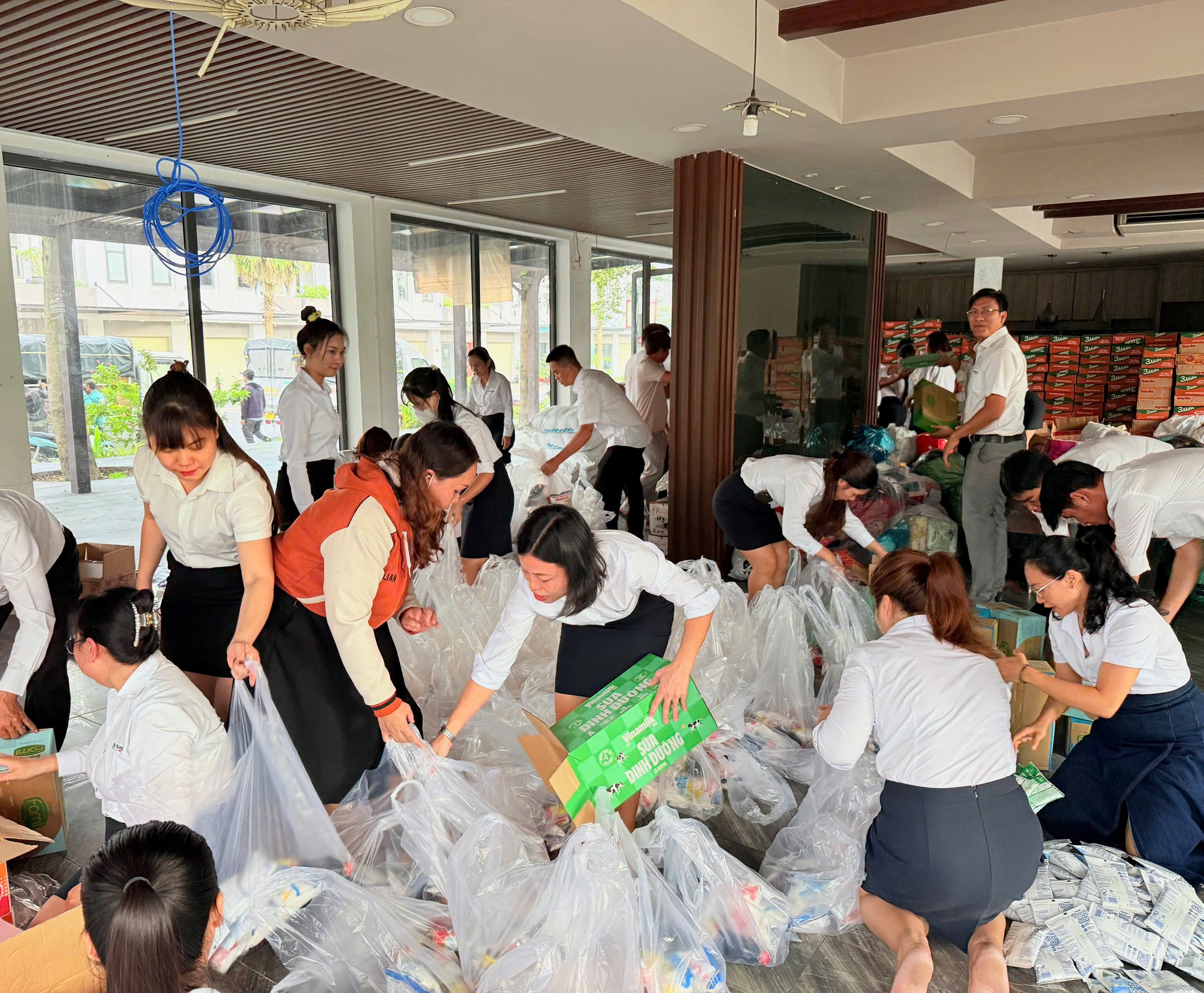 58903284014151 30307285267102 58220126757103 14n-1.jpg